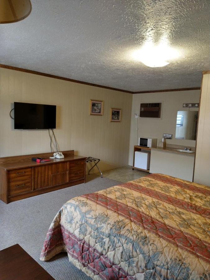 Budget Host 4U Motel Bowman Exteriör bild